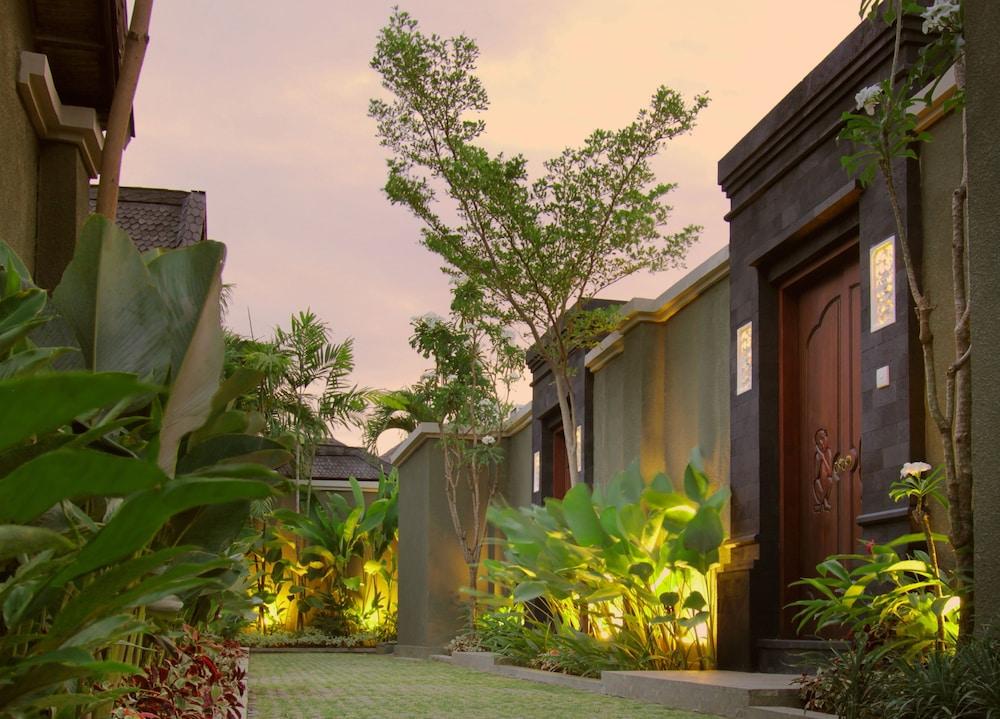 The Ulin Villas And Spa - By Karaniya Experience - Chse Certified Seminyak Dış mekan fotoğraf